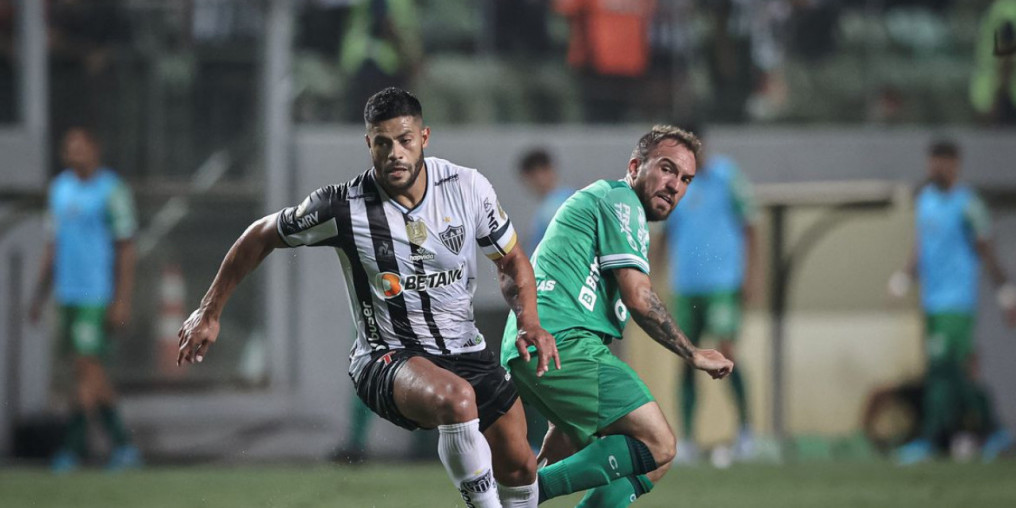 Brasileiro: Atlético-MG empata com Coritiba e assume liderança isolada