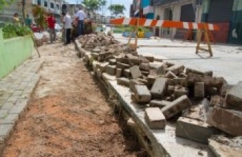 Poá trabalha na recuperação de trecho do rio Itaim