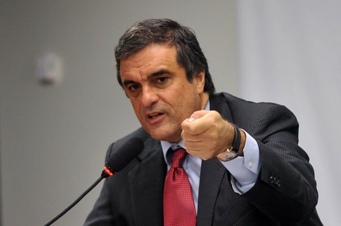 Cardozo deixa o Ministério da Justiça e irá assumir AGU