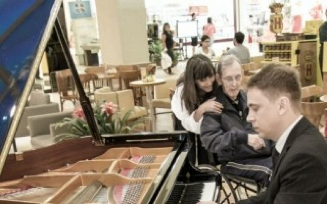 "Happy Hour com Piano" tem início