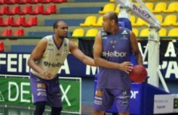 De olho no Final Four da LDA, Mogi/Helbor busca G4 do NBB