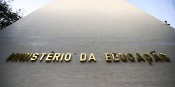 MEC lança plataforma virtual para formação de professores