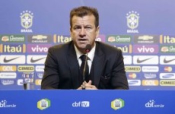 Dunga convoca para eliminatórias
