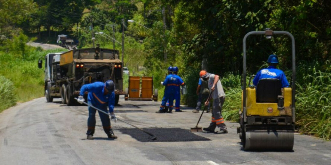 Estrada do Pavan é interditada para trabalho de reparo asfáltico