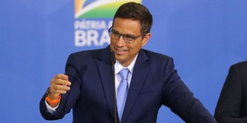 Presidente do BC se diz surpreso com a alta da inflação