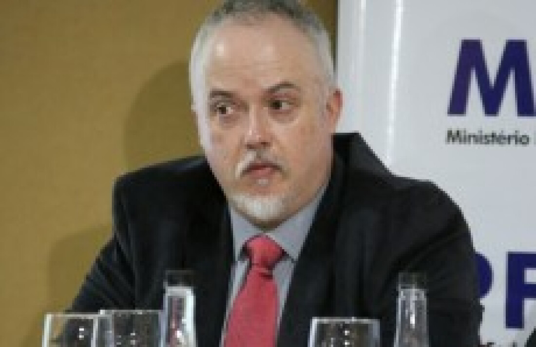 Procurador suspeita de favorecimentos