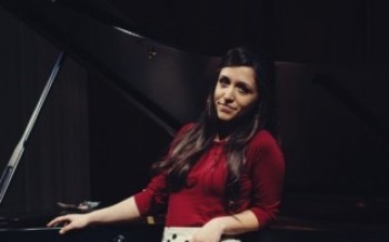 Juliana Cardoso Trio reúne diferentes estilos no Vasques