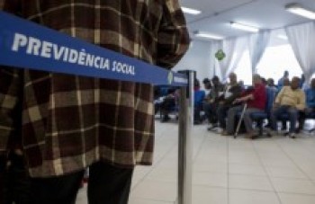 Sindicato repudia governo por exclusão em debate