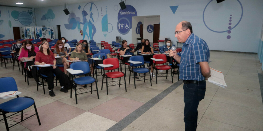 Secretaria da Educação recebe encontro formativo regional