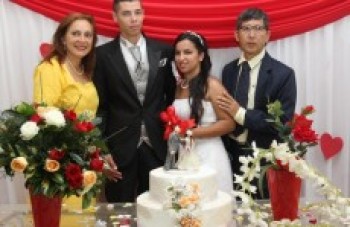 Mamoru participa de "Casamento Comunitário":