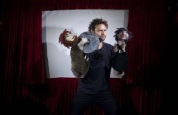 BuZum! apresenta teatro de bonecos em cidades da região