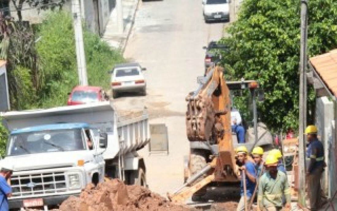 Esgoto sanitário no Botujuru ficará pronto no final do ano
