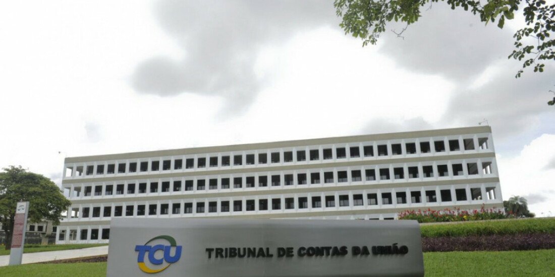 TCU determina que FNDE não conclua compra de ônibus escolares