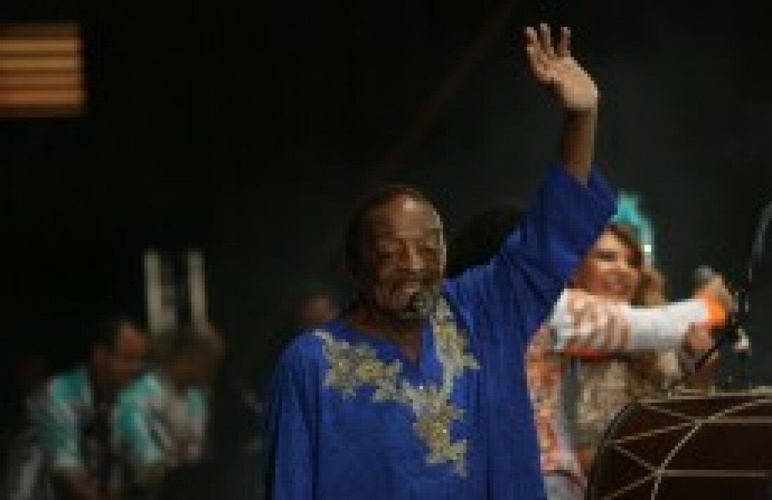Percussionista Naná Vasconcelos morre aos 71 anos em Recife