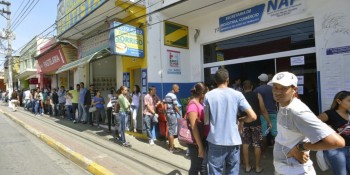 Setor de Prestação de Serviços oscila na criação de empregos