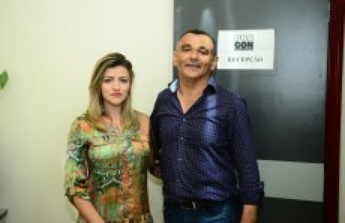 Prefeito visita diretora do Procon