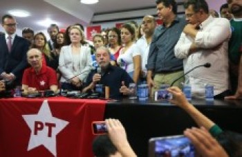 MP pede prisão de Lula e mais 6 pessoas à Justiça