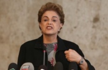 Presidente diz que não vai renunciar ao cargo