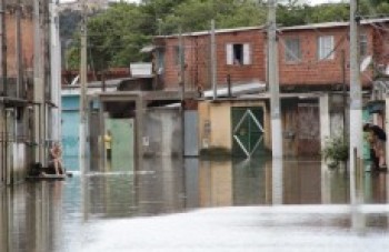Itaquá contabiliza prejuízos após ser castigada por chuvas