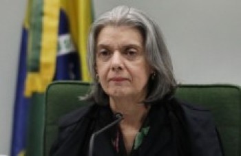 "Não somos coitadas", diz Cármen Lúcia sobre mulheres na política