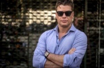 Fábio Assunção volta ao estúdio