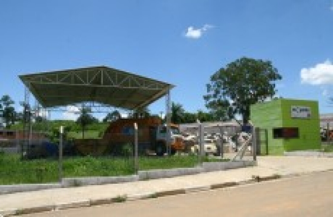 Córregos têm manutenção ao longo de todo o ano