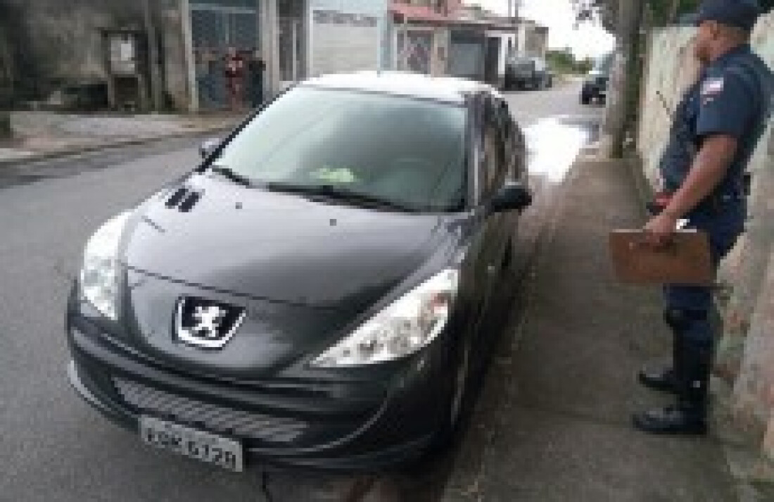 Guarda municipal recupera veículo: