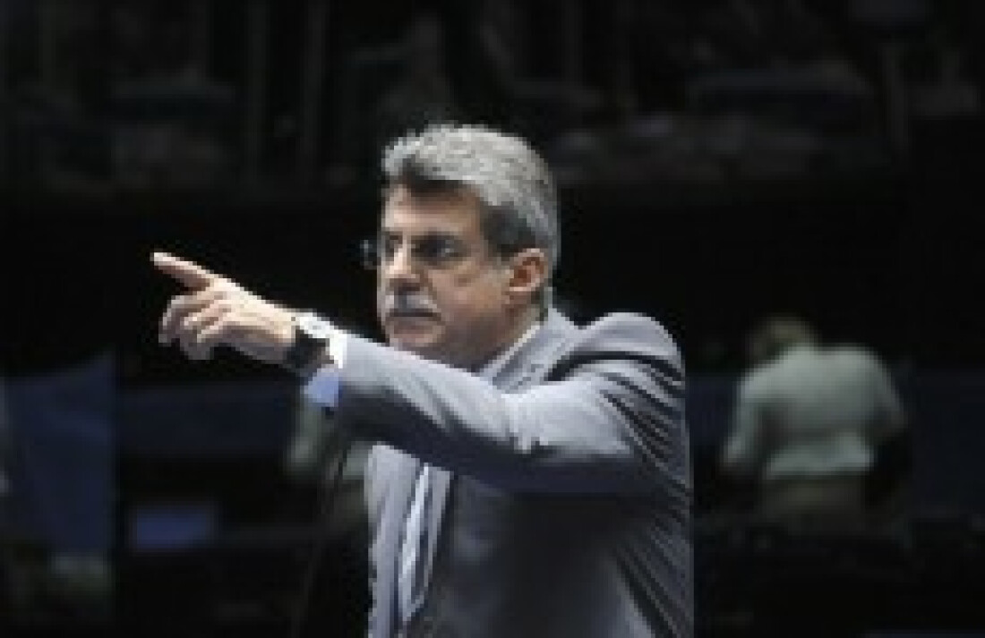 PMDB decide em 30 dias apoio ao governo Dilma