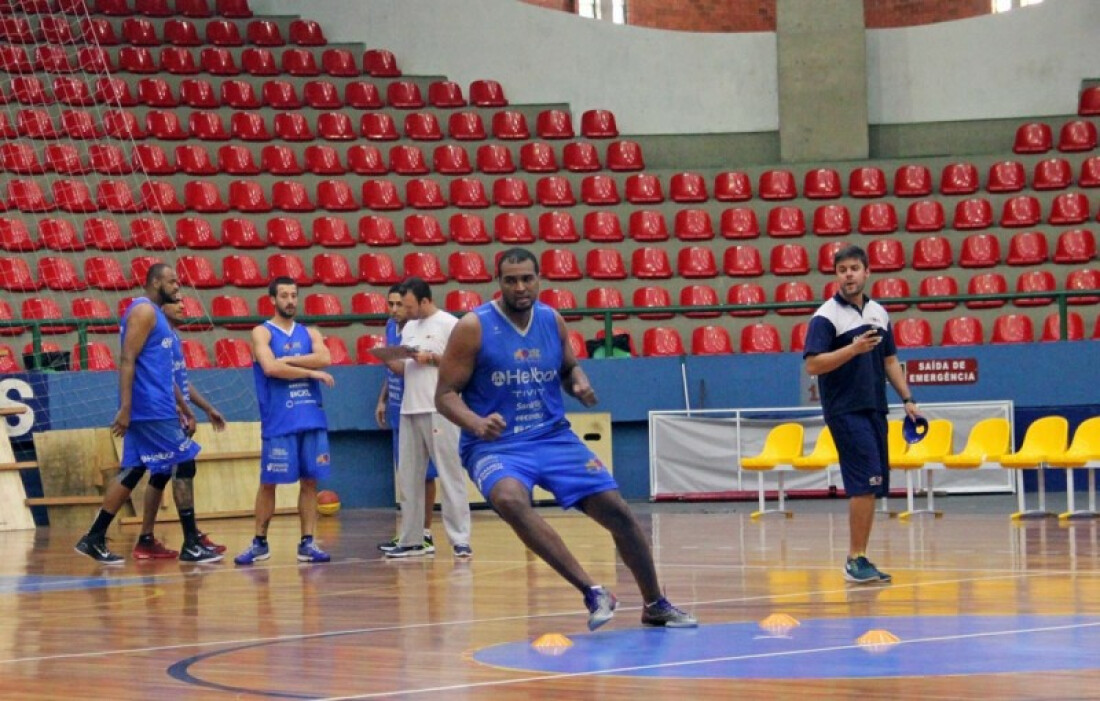 Mogi/Helbor continua trabalho pesado para Campeonato Paulista