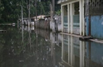 Enchentes deixam mais de 50 famílias desalojadas na região