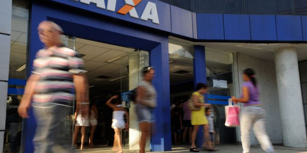 Caixa libera abono salarial a trabalhadores nascidos em novembro