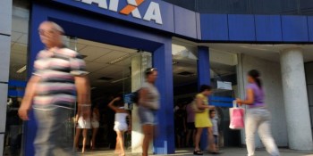 Caixa libera abono salarial a trabalhadores nascidos em novembro