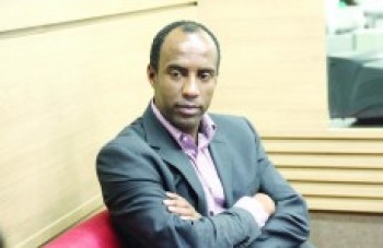 Ex-prefeito Marcelo Candido tem título de eleitor suspenso