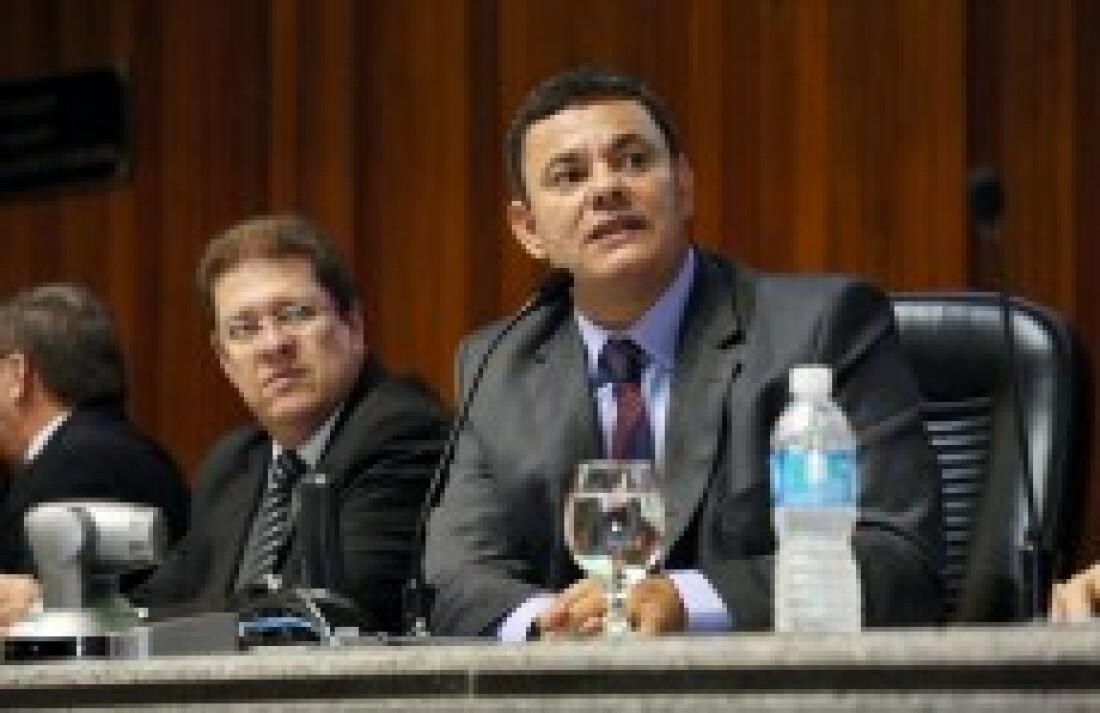 Câmara quer saber sobre investimentos em telefonia