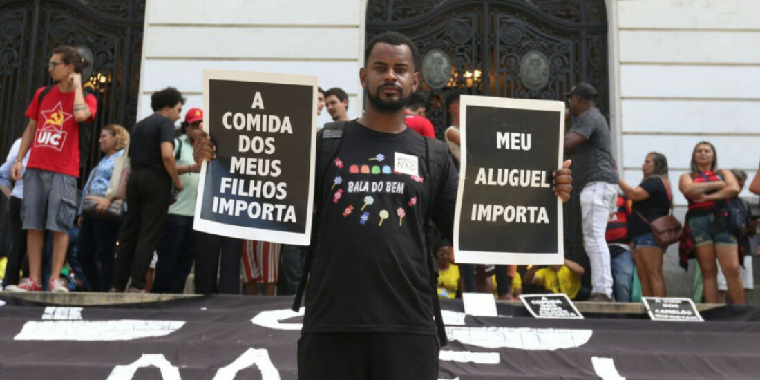 Camelôs fazem ato na Cinelândia pela regularização dos trabalhadores