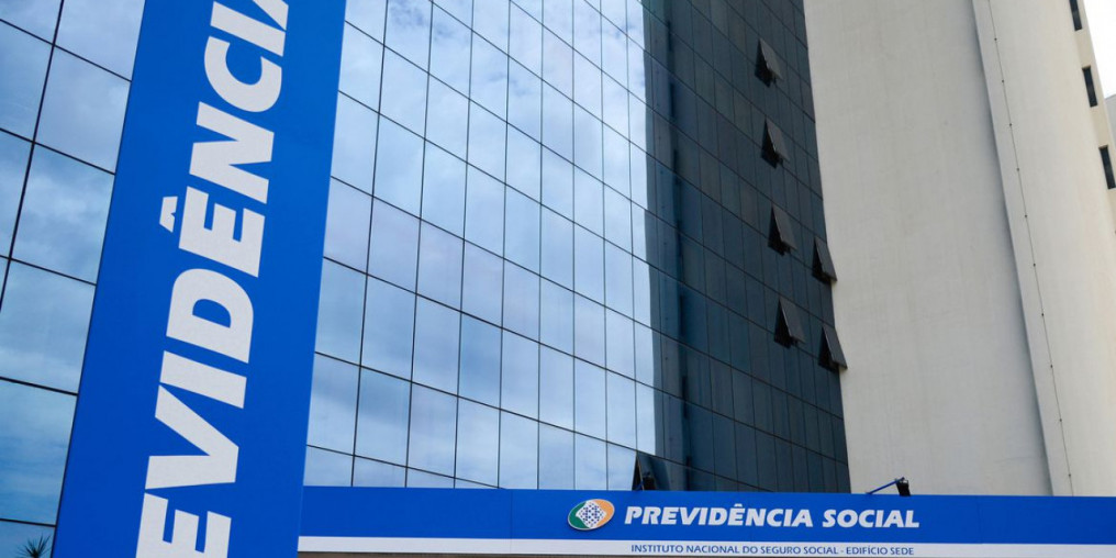 Golpistas usam assistente virtual do INSS para obter dados de cidadãos