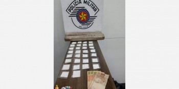 Homem em posse de drogas é preso durante ação da Polícia