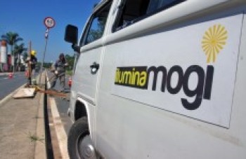 Ilumina Mogi efetua 1,7 mil reparos por mês