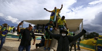 Fachin vota por tornar réus mais 200 denunciados por atos golpistas