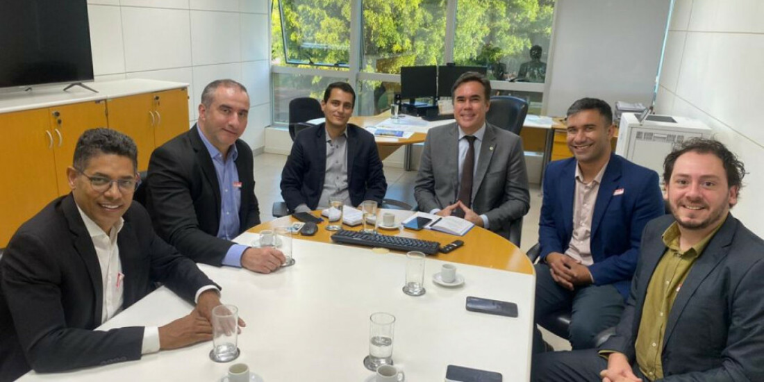 Prefeito vai à Brasília buscar mais recursos para a cidade