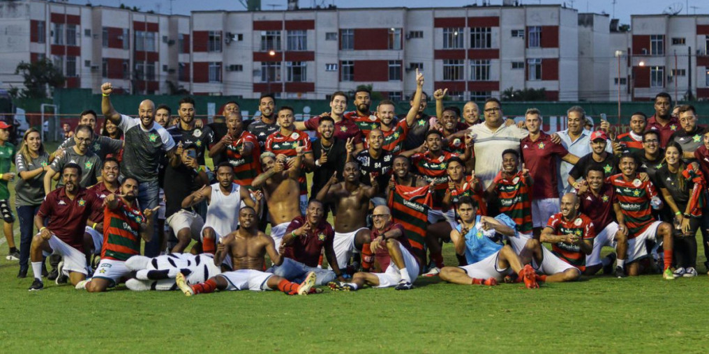 Portuguesa-RJ comemora classificação à 3ª fase da Copa do Brasil