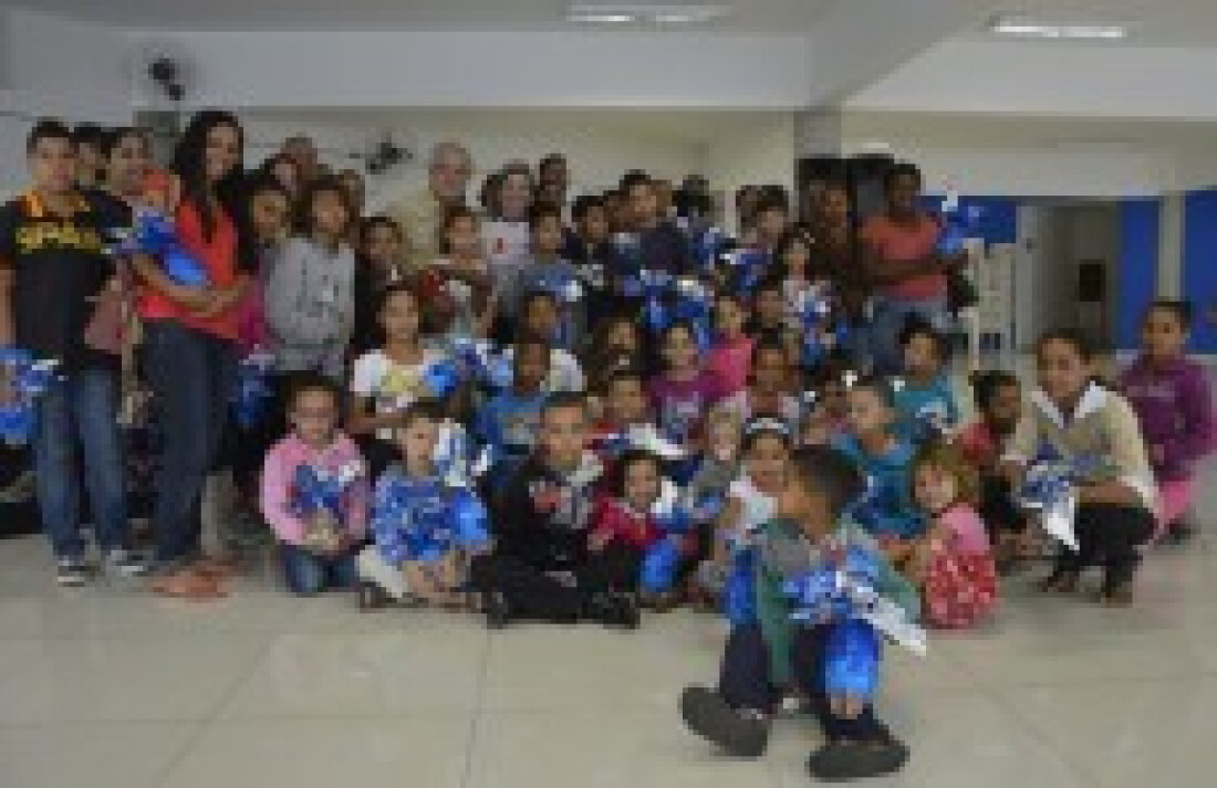 Prefeitura entrega ovos de Páscoa