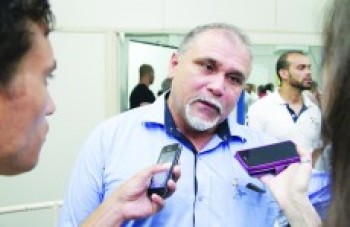 Comércio e indústria se adaptam à crise e tentam novos ajustes