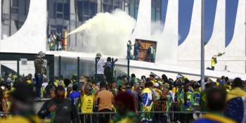 Major diz que golpistas exigiram água durante vandalização do Planalto