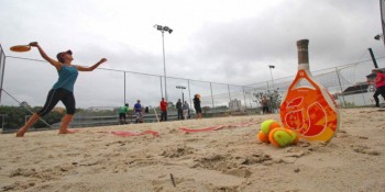 Inscrições abertas para aulas de beach tennis