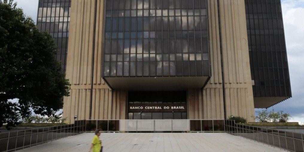 BC eleva exigência para funcionamento de fintechs de maior porte