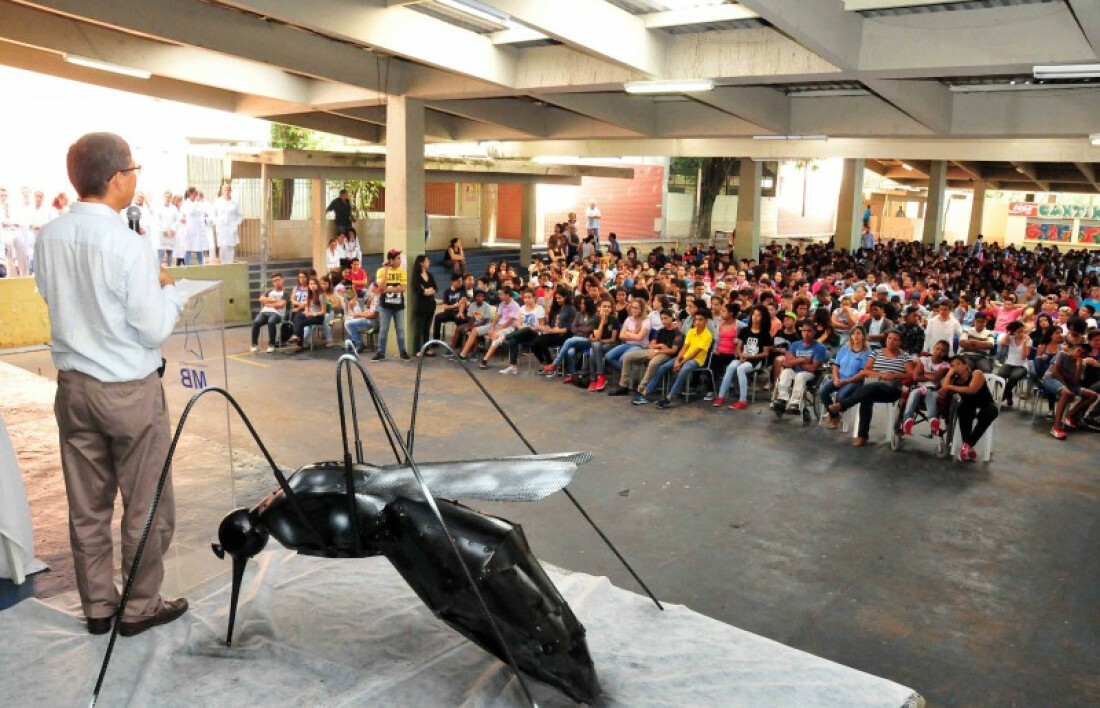 Mamoru faz palestra de combate à dengue