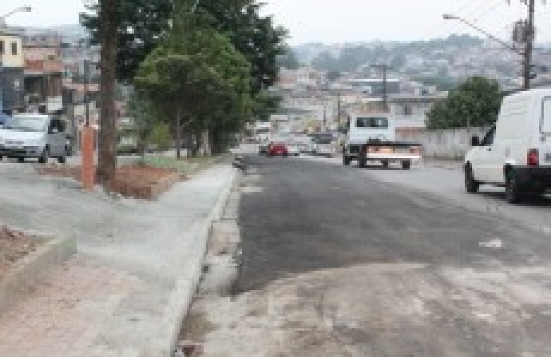 Obras na Jânio Quadros são concluídas:
