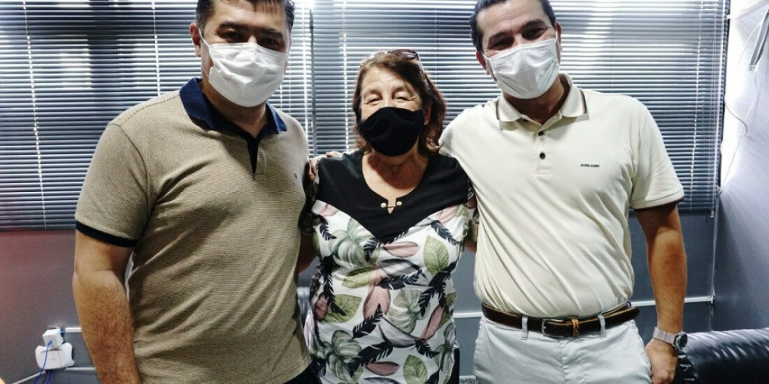 Servidora da Saúde recebe homenagem da Prefeitura