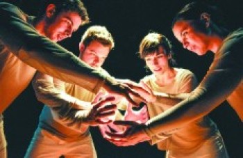 "Hominus Brasilis" traz uma nova forma de fazer teatro